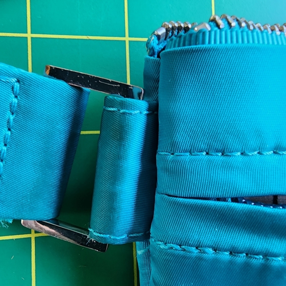 LULULEMON Travel Pooch Fanny Pack - Picture 9 of 11